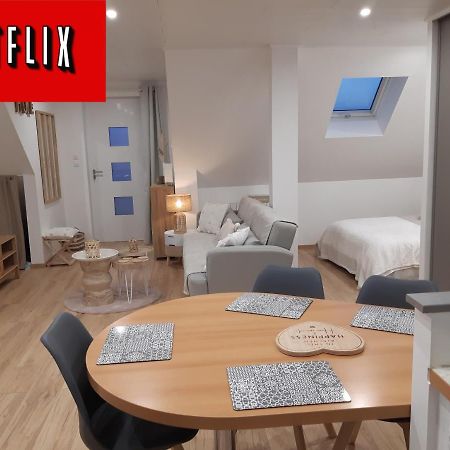 Studio Cosy Spacieux Lumineux Avec Terrasse Vezelois ภายนอก รูปภาพ